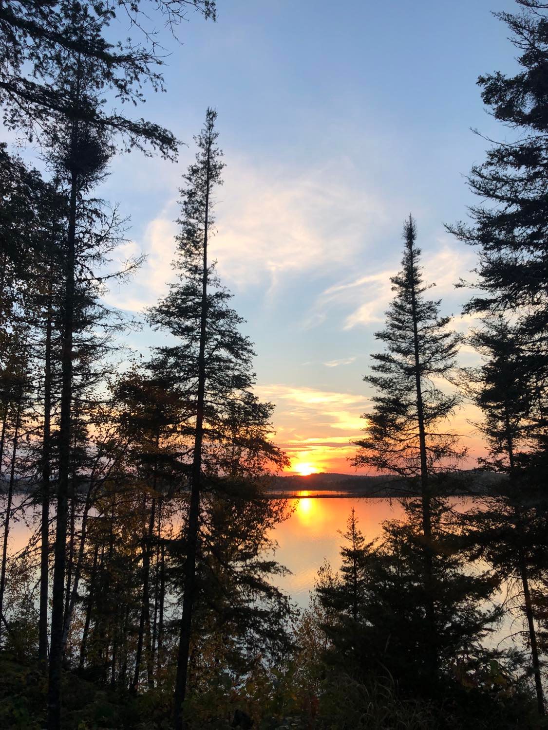 Coucher de soleil sur le lac — Lac Kénogami (secteur Larouche)