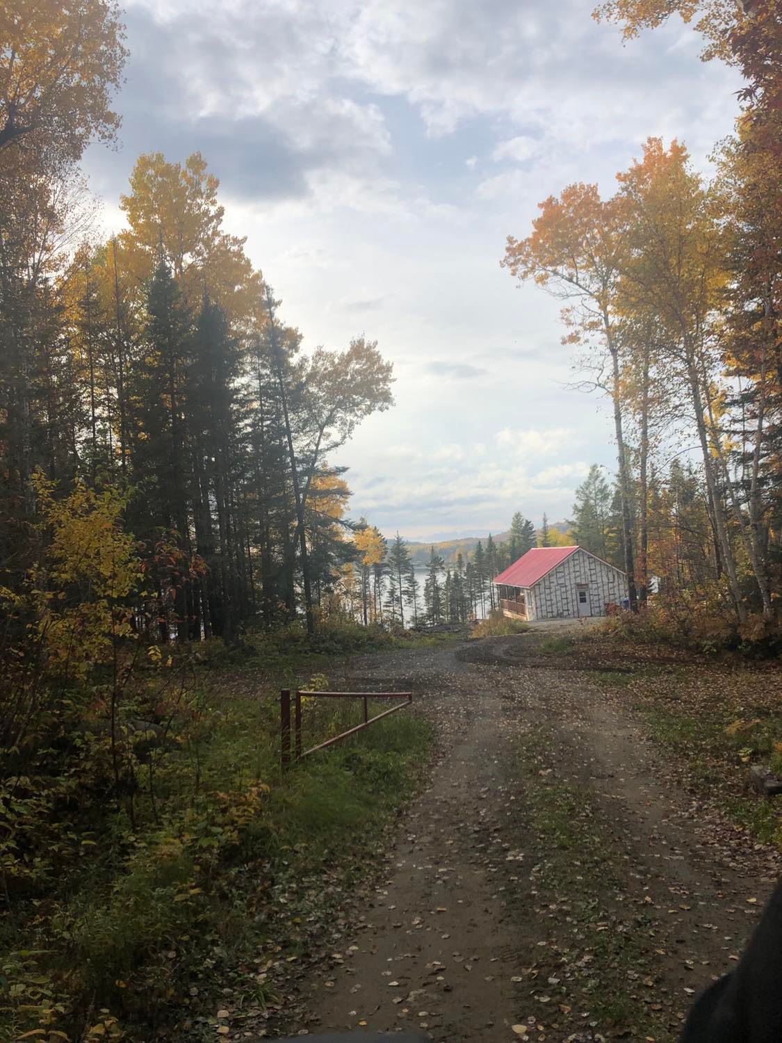 Entrée du chemin privé — Lac Kénogami (secteur Larouche)